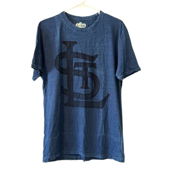 Red Jacket St Louis CARDINALS Blue T-Shirt Size‎ Medium Athletic Athleisure - Picture 1 of 12